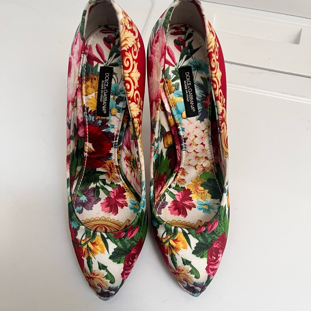 Dolce & Gabbana Red Floral Heels